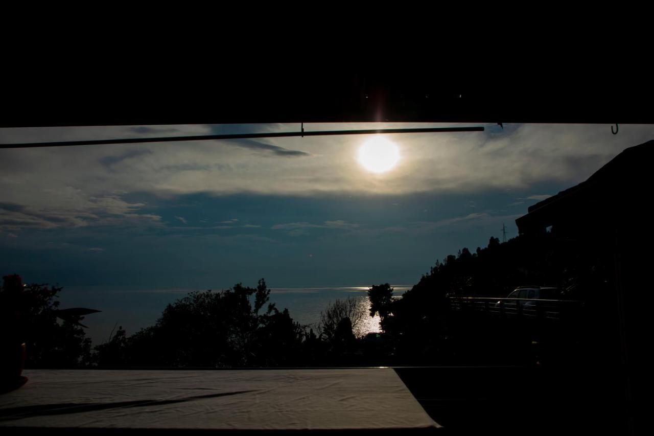 Hakuna Matata Lodge Gisenyi Bagian luar foto